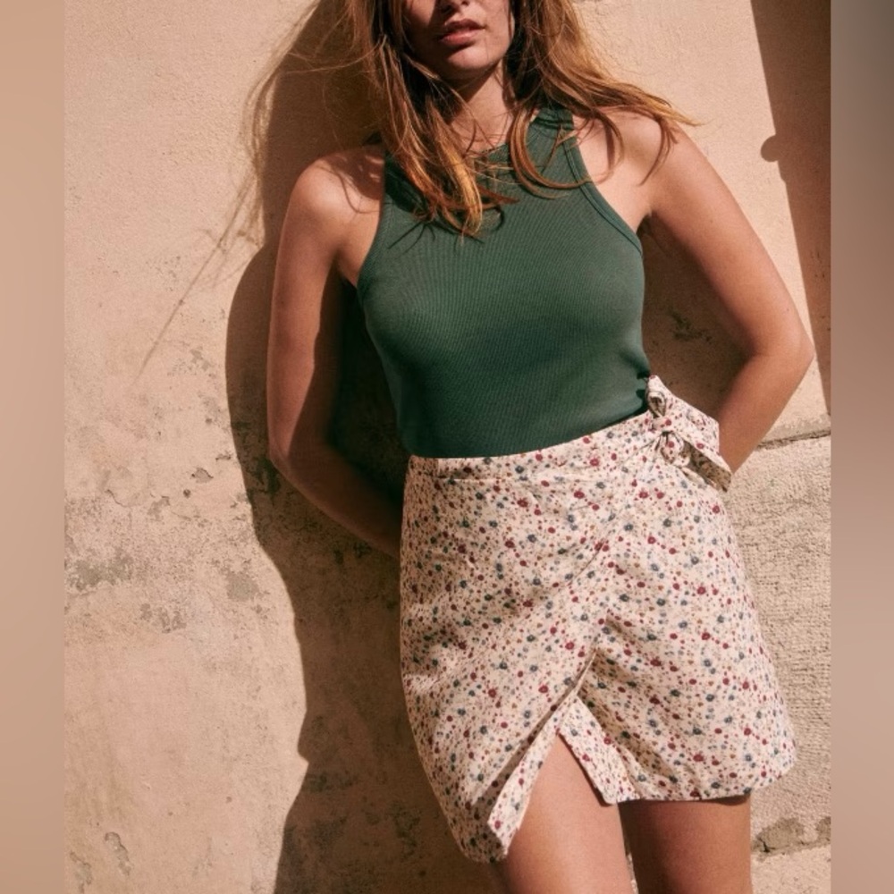 Sezane Lola Floral Skirt in Song of Summer - size 4/36
